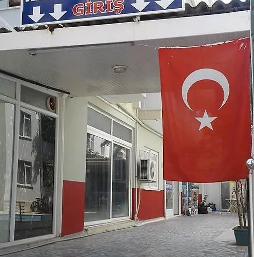 Cemal Bey ألانيا