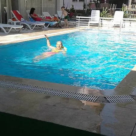 Cemal Bey 2* 阿拉尼亚