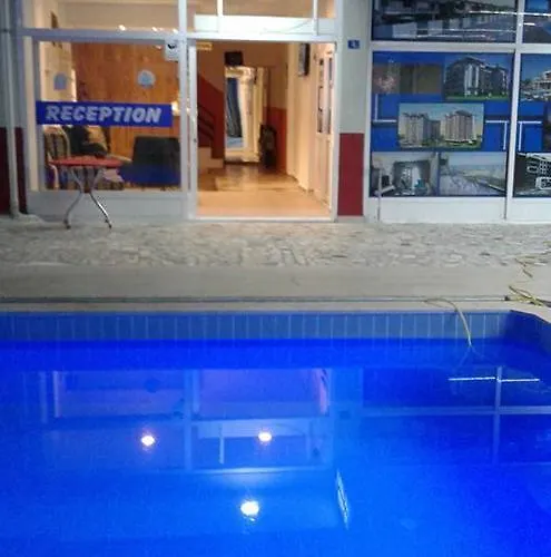 Cemal Bey Lägenhetshotell Alanya